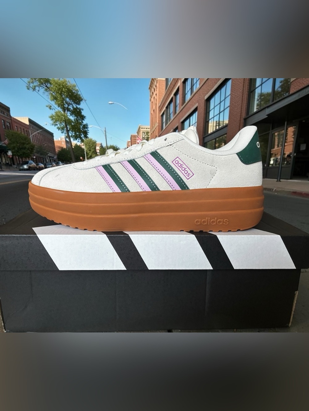 ADIDAS VL Court Bold Sneakers NEW Size 7 women (US)
